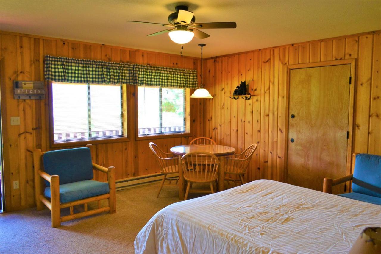 Twin Peaks Guest Ranch Villa Salmon Exterior foto